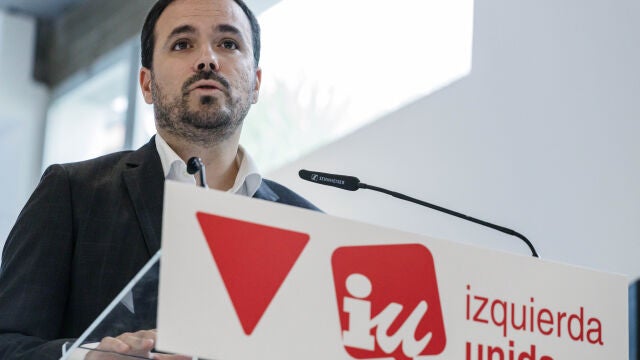 Alberto Garzón tampoco asistirá a la jura constitucional de la Princesa al ser un acto de "exaltación" de la monarquía