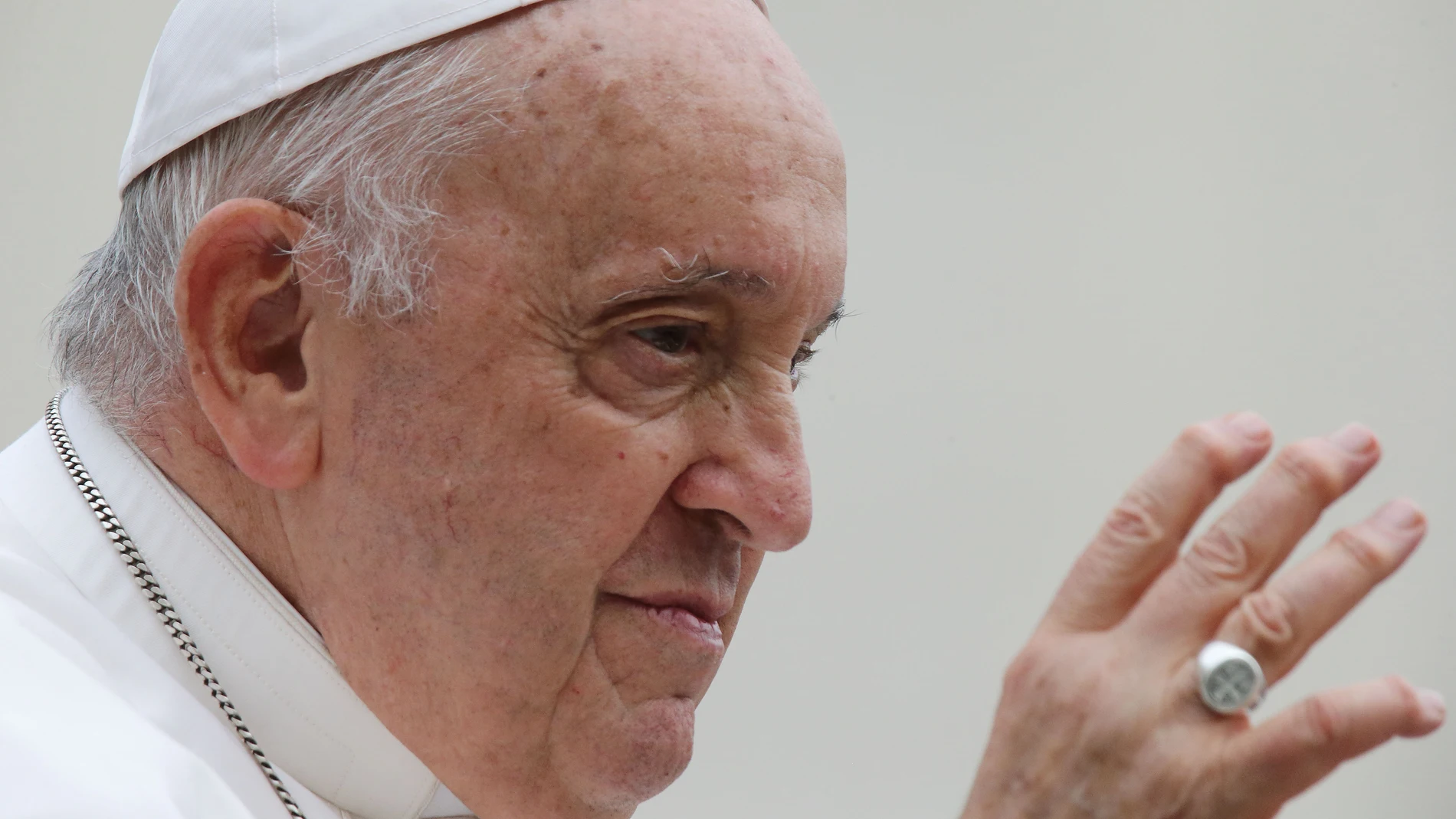 El Papa expresa su "cercanía espiritual" con las víctimas de la "tragedia indecible" del tiroteo de Maine