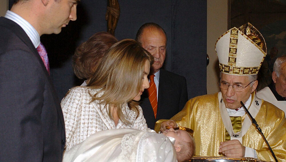 Los principales episodios de Leonor de Borbón a través de su álbum fotográfico