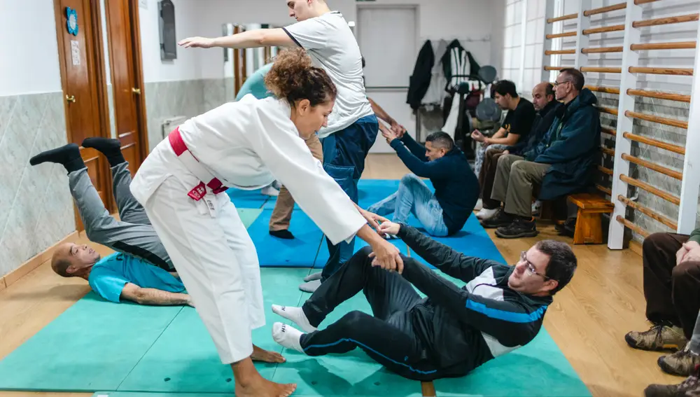 Almudena López, campona de Judo, durante un entrenamiento en la Fundación Jardines de España.