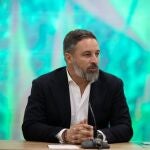 VÍDEO:Abascal avisa a Sánchez sobre "las consecuencias de dar por rota la Constitución" con el "aplauso bovino" del PSOE