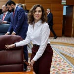 El look perfecto de Ayuso para ir al trabajo. 