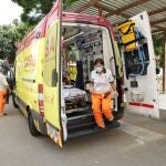 Herido el trabajador de una obra en Valencia al caerle encima una pared por el viento
