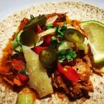 Fajitas de cochinita pibil con jalapeños