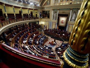  Vista del hemiciclo durante un pleno en el Congreso de los Diputados.