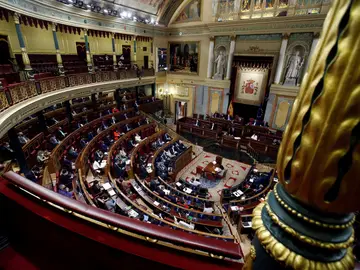 Vista del hemiciclo durante un pleno en el Congreso de los Diputados. Vista del hemiciclo durante un pleno en el Congreso de los Diputados.