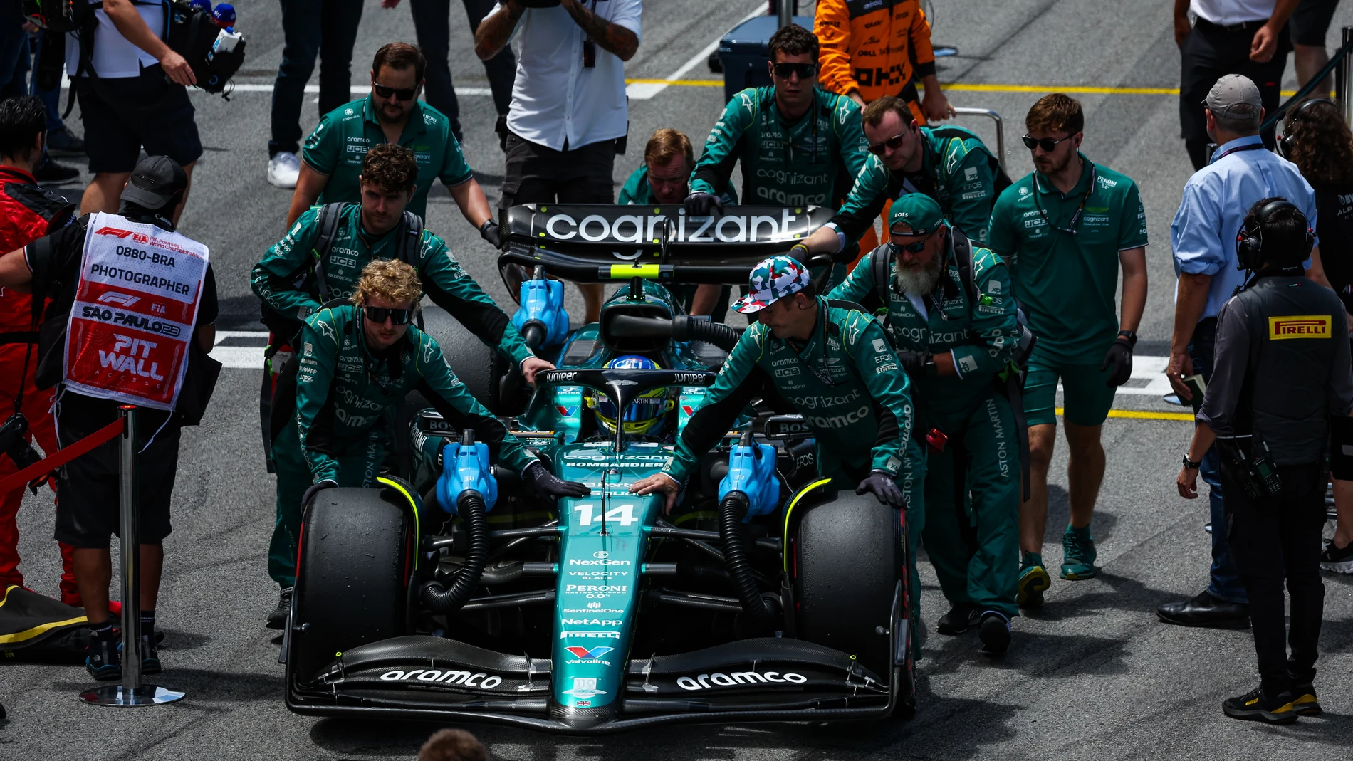 14 ALONSO Fernando (spa), Aston Martin F1 Team AMR23, during the 2023 Formula 1 Rolex Grande Premio de Sao Paulo, 20th round of the 2023 Formula One World Championship from November 3 to 5, 2023 on the Autodromo José Carlos Pace, in Sao Paulo, Brazil - Photo Florent Gooden / DPPIAFP7 05/11/2023 ONLY FOR USE IN SPAIN