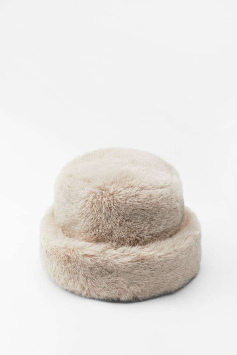 Gorro efecto pelo