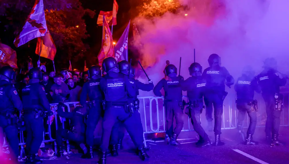 Los 'antidisturbios' usaron gas lacrimógeno en la valla de Melilla y otras 30 ocasiones durante la pasada legislatura