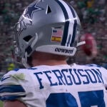 Jake Ferguson: el jugador de la NFL que lleva en su casco la bandera española