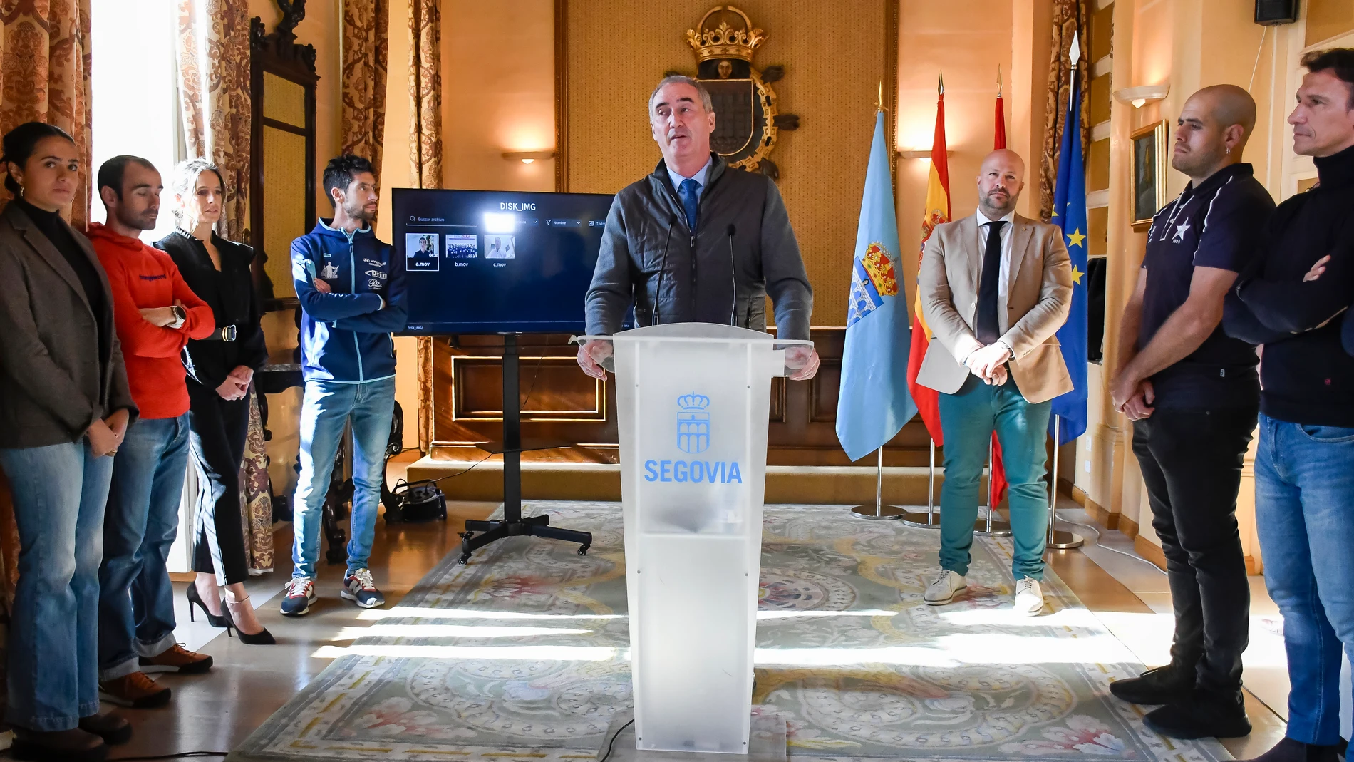 José Mazarías presenta la iniciativa para Segovia