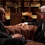 Ken Follet sentado junto a Risto Mejide