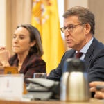 AMP.- Feijóo condena los disturbios en Ferraz y exige a Sánchez no dar lecciones cuando va a "amnistiar la violencia"