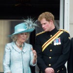 Camilla y Harry en una de las pocas imágenes que tienen juntos, en 2012
