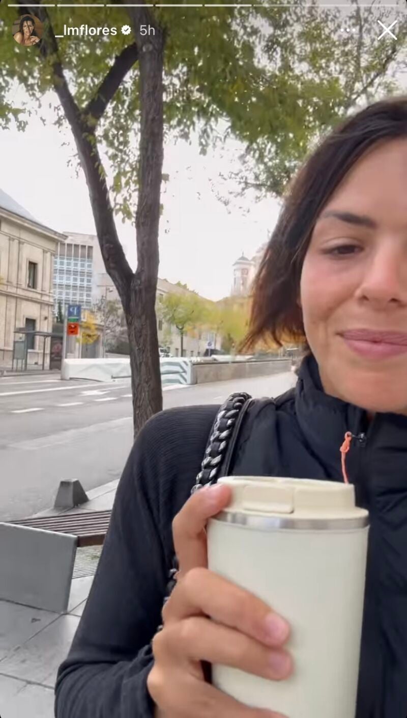 Laura Matamoros con un chaleco acolchado.