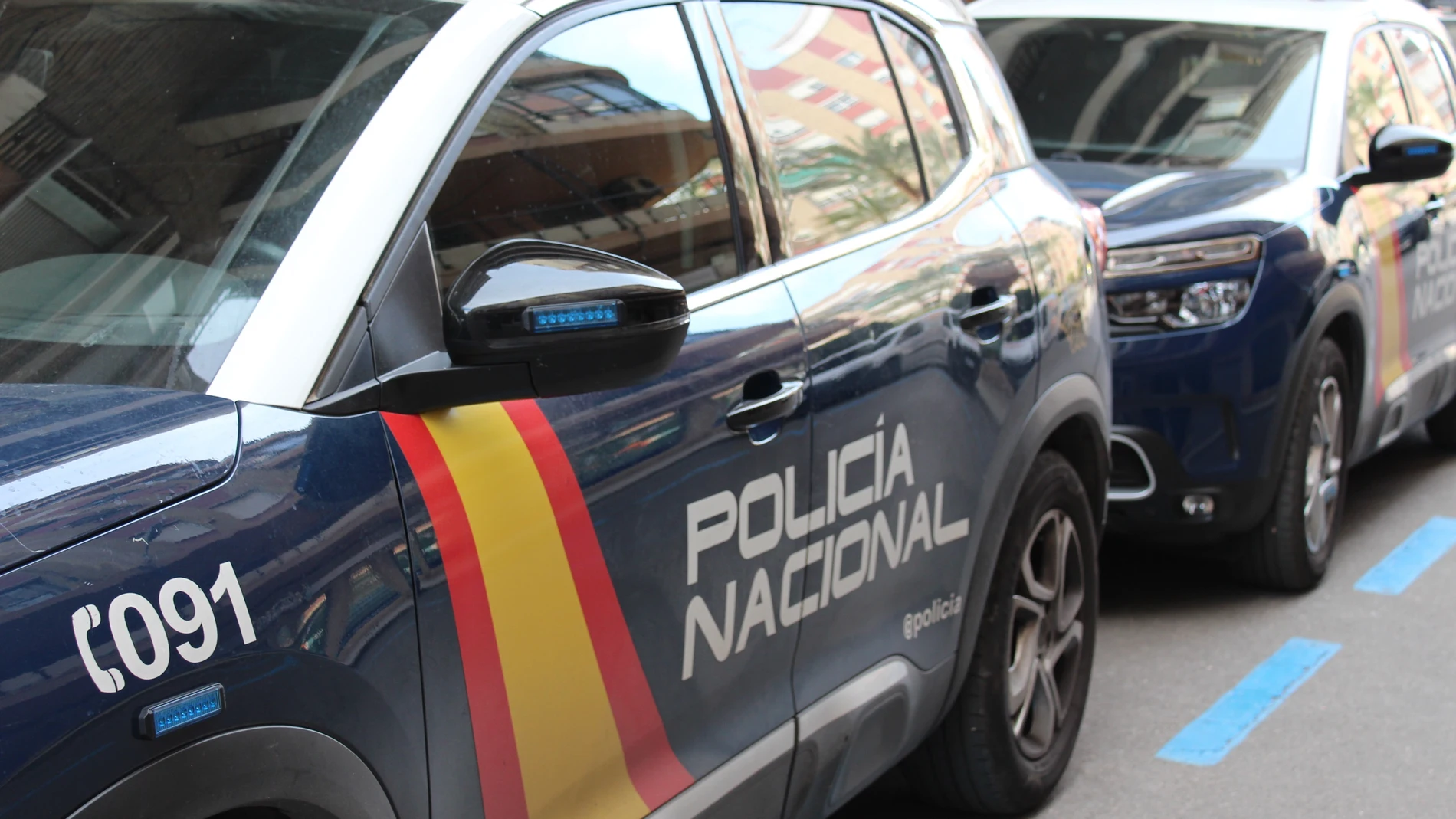 Detenidos 16 hinchas rojiblancos tras destrozos en un bazar y amenazar a sus clientes cerca del Metropolitano