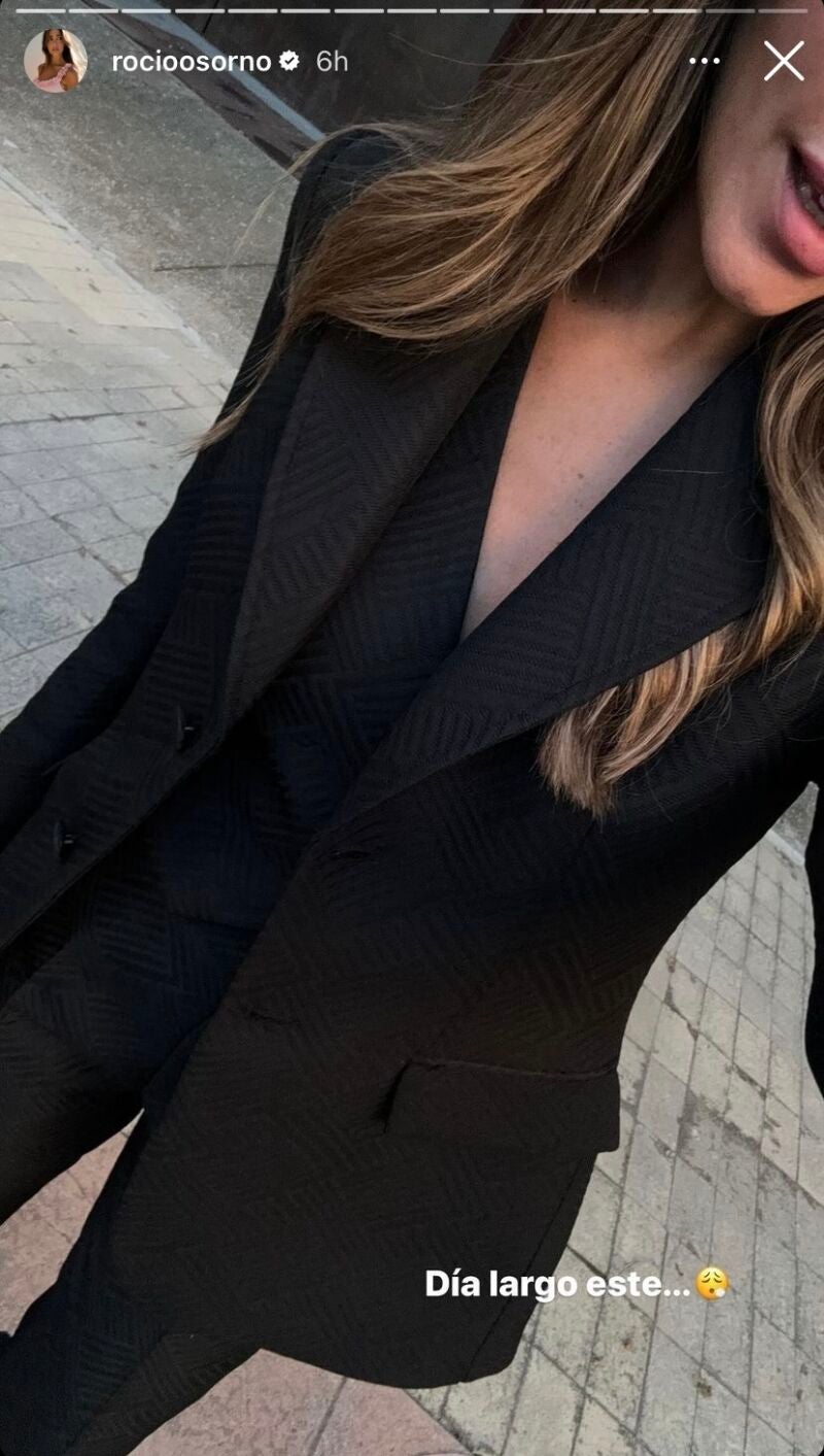 Rocío Osorno con total look de Zara.