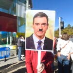 Miles de personas se concentran contra Pedro Sánchez y la Amnistía en Málaga