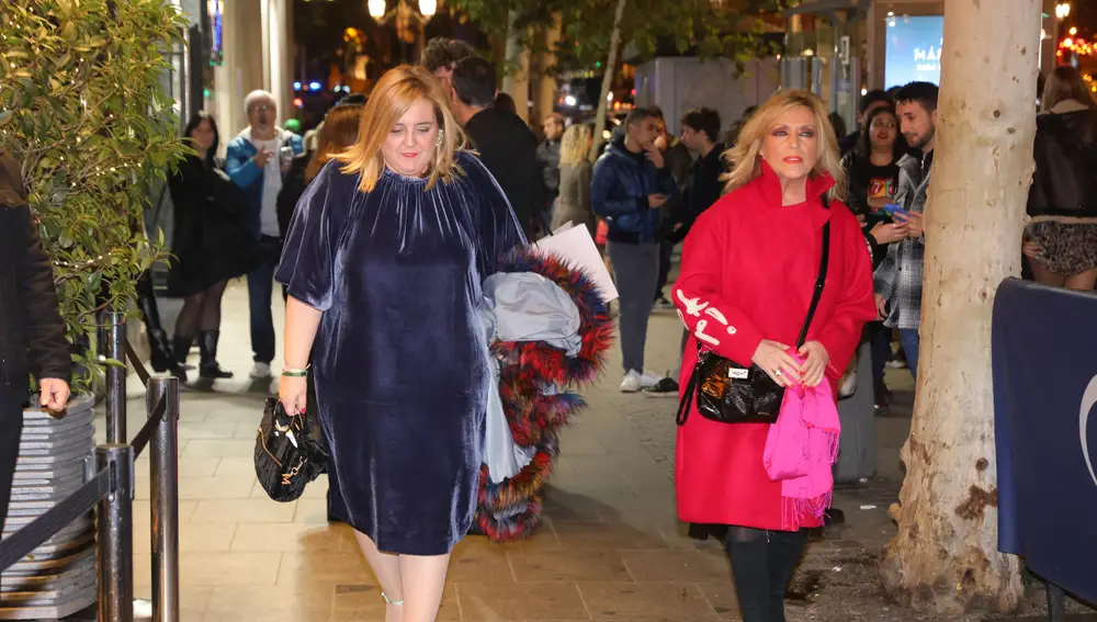 Pilar Vidal y Lydia Lozano.