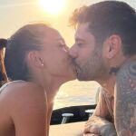 Melendi y Julia Nakamatsu 