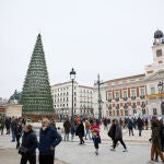 MADRID.-Madrid estudia la posibilidad de colocar toldos en algunas de zonas de la Puerta del Sol