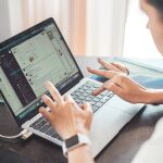 Los organizadores de eventos prefieren adaptarse a las alternativas de formato digital.