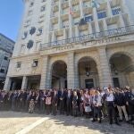 Histórica concentración de la Justicia de Sevilla contra la amnistía