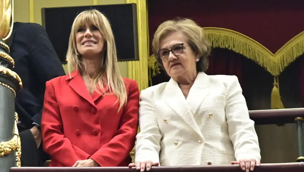 Begoña Gómez en la investidura.