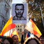 Manifestación en Cibeles contra la amnistía y contra los acuerdos de Pedro Sánchez para si investidura. © Jesú
