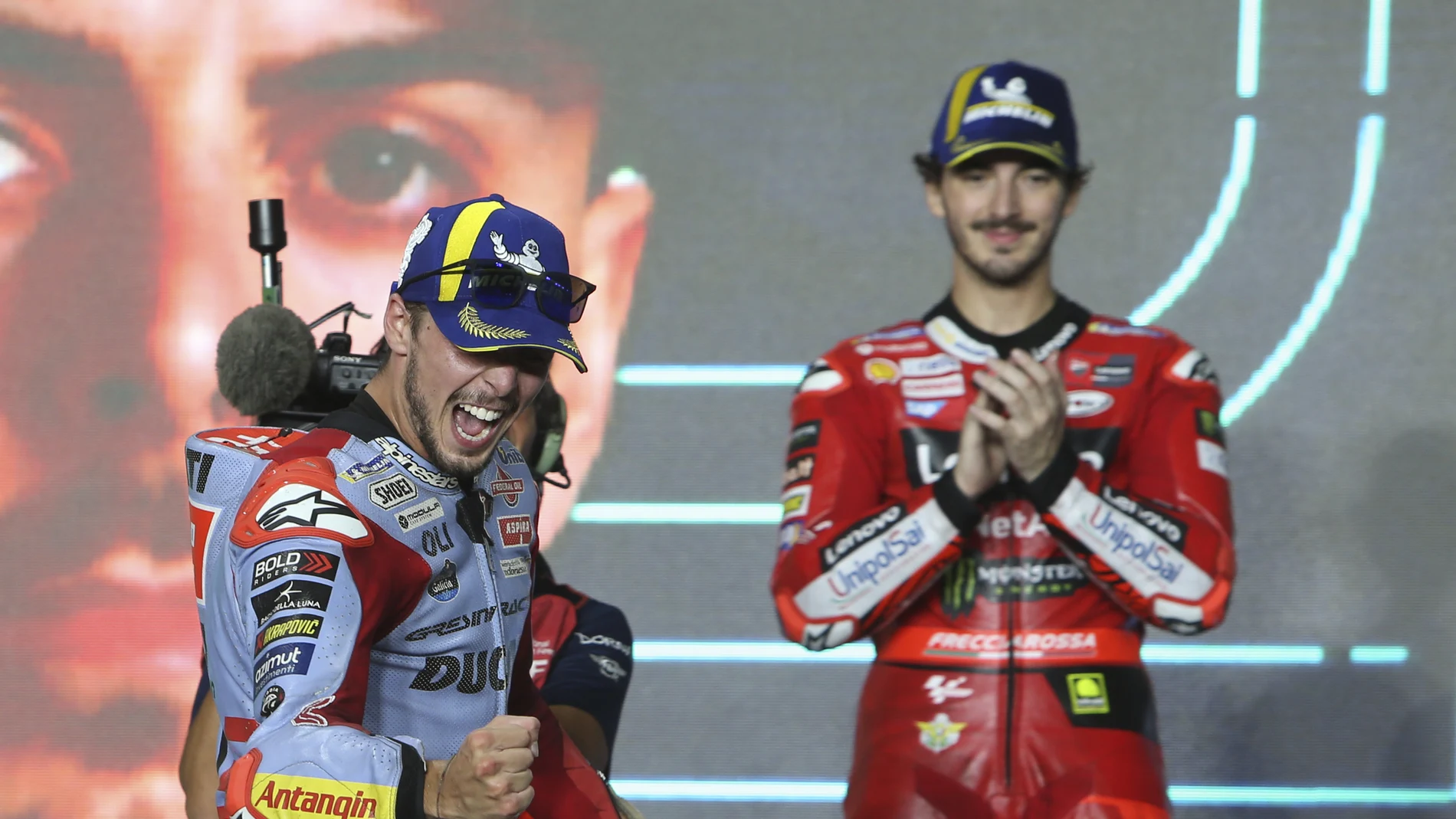 Di Giannantonio celebra su primera victoria en MotoGP junto a Bagnaia