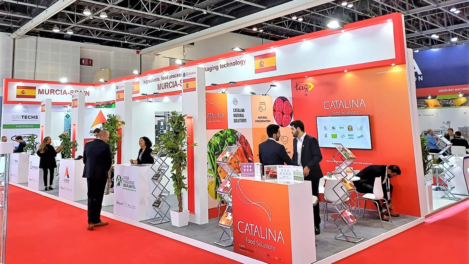 La Región tuvo cinco empresas murcianas en la feria de alimentos ‘Gulfood Manufacturing’ de Dubái, una de las citas más importantes para el sector
