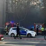 Los Bomberos investigan las causas del incendio en el Eixample