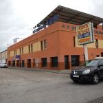 Un hostal, un restaurante y tres locales comerciales a subasta por 1 euro en Cádiz