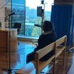 Noelia de Mingo, la doctora que asesinó a tres personas en un hospital de Madrid en 2003, en el banquillo por apuñalar en 2021 a dos empleadas de un supermercado en El Molar (Madrid). Mingo ha aceptado una condena de 33 años de internamiento en un psiquiátrico penitenciario