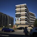 Edificios en construcción para la venta de viviendas y alquiler en el barrio madrileño de Valdebebas.