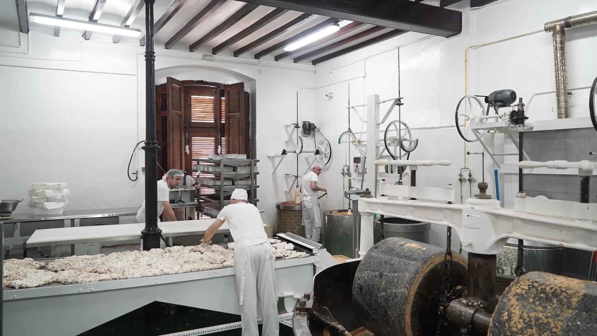 Imagen de la fábrica de turrón Primitivo Rovira e Hijos de Xixona, Alicante.