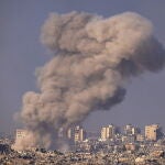 Israeli forces continue military strikes on Gaza