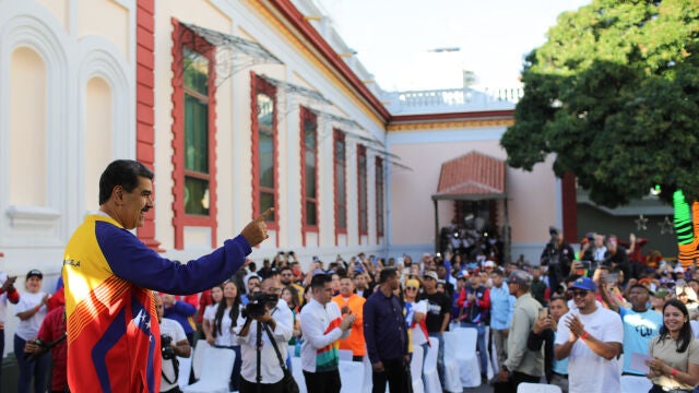 Maudro celebra en Caracas un acto de Gobierno en apoyo al litigio por El Esequibo