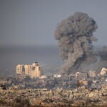 Israeli forces continue military strikes on Gaza