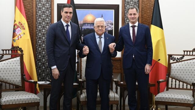 Sánchez defiende ante Abbas que la Autoridad Palestina asuma el control de Gaza y la solución de dos Estados