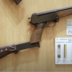 TP-82, la escopeta de 3 cañones que los astronautas de la Unión Soviética llevaban al espacio.