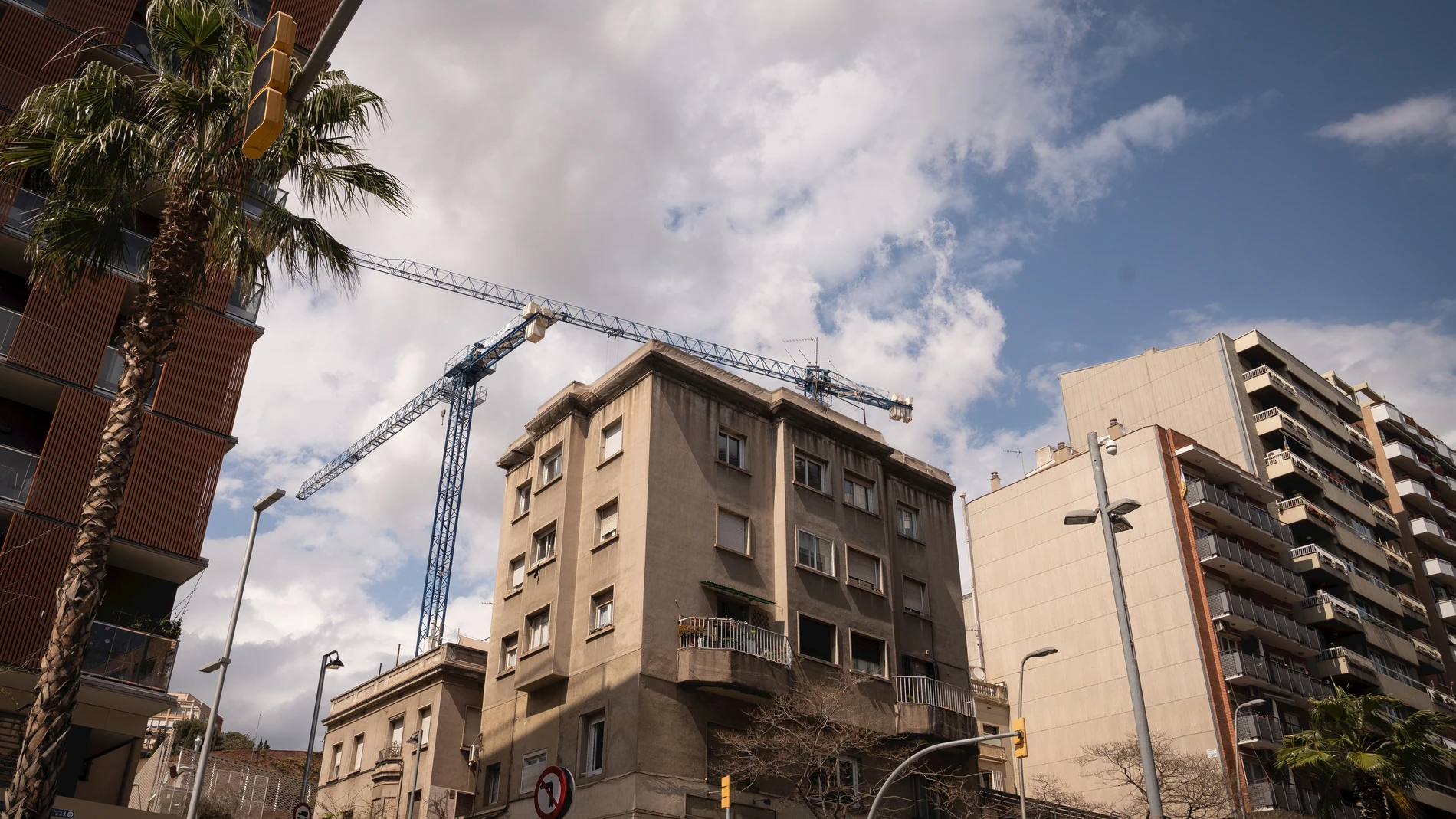 Economía.- El precio medio de la vivienda libre subió un 4,2% en el tercer trimestre, hasta máximos de 2010