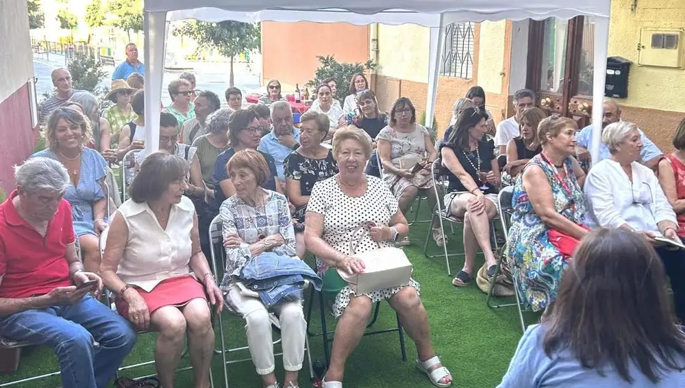 Jornada literaria de verano, en la terraza de Villa Serendipia