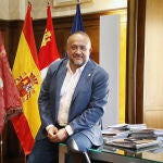 El presidente de la Diputación de León, Gerardo Álvarez Courel, en el Palacio de los Guzmanes