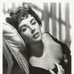 La actriz Lyz Taylor, un mito de la época dorada de Hollywood