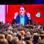 Acto de partido del Psoe en Ifema con la asistencia de Pedro Sanchez y Jose Luis Rodriguez Zapatero para celeb