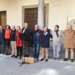 Profesores de Derecho de Granada se concentran en defensa de la separación de poderes 
