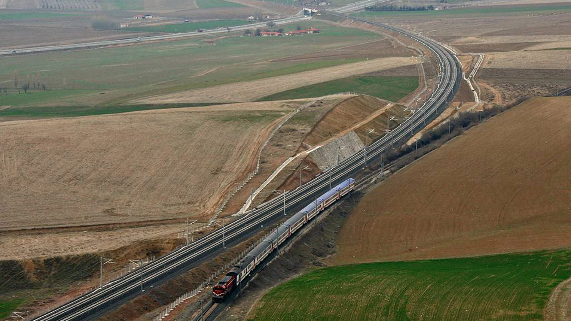 Línea de alta velocidad Ankara-Estambul, Turquía