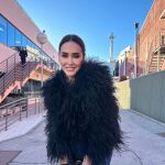 Vicky Martín Berrocal con abrigo de pelo.
