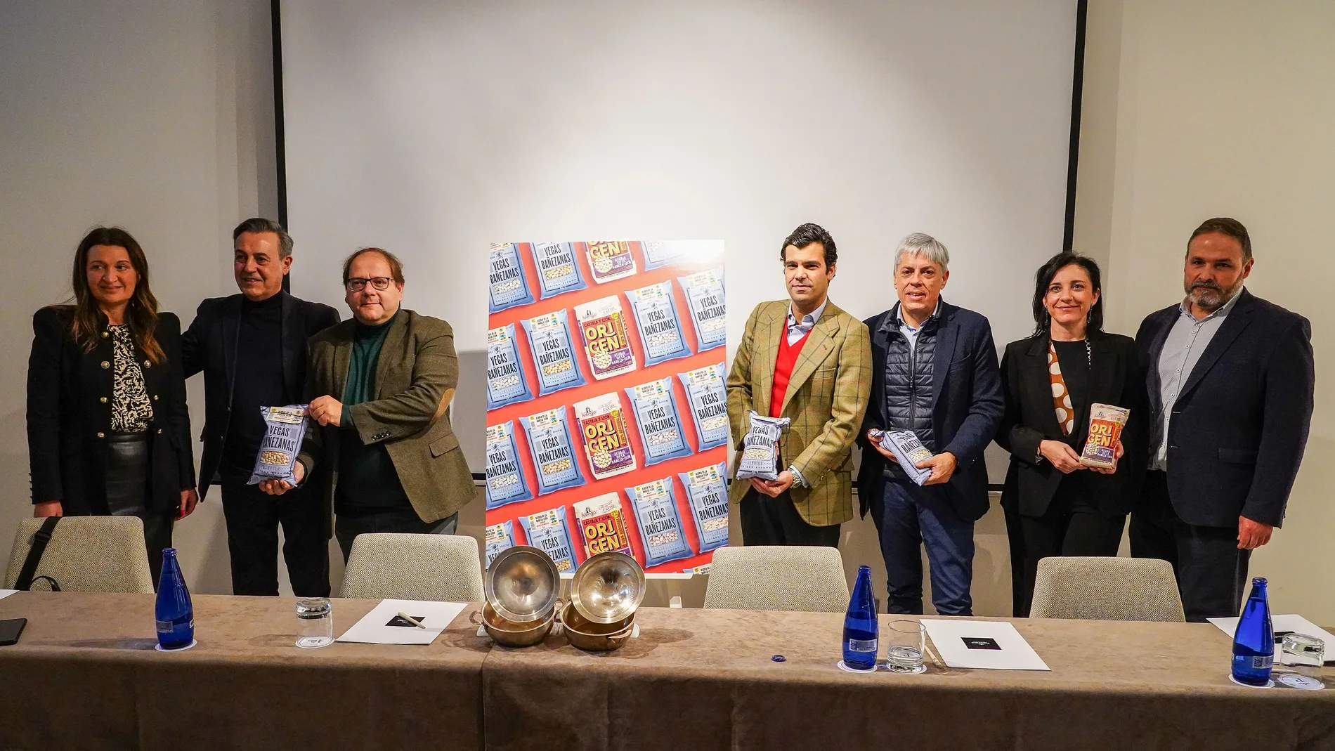 La Alubia de La Bañeza llega desde hoy a la carta de 17 Paradores de Castilla y León, Cantabria, La Rioja, Galicia y Madrid
